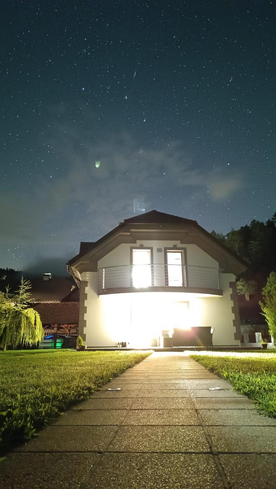 Hisa Haasberg Villa Planina  Buitenkant foto